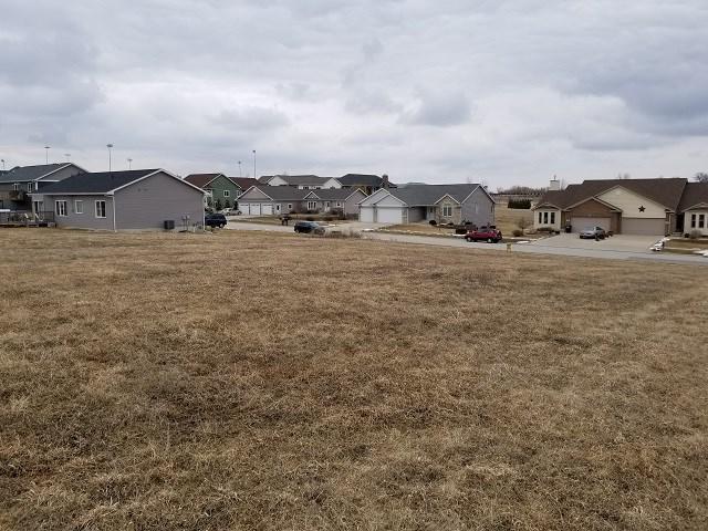 1320 Circle Drive - Photo 1