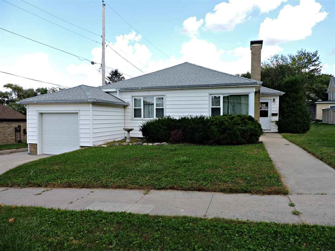 206 Center Street - Photo 1