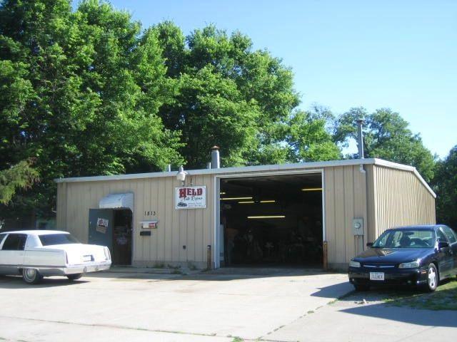 1813 Black Hawk Street - Photo 1