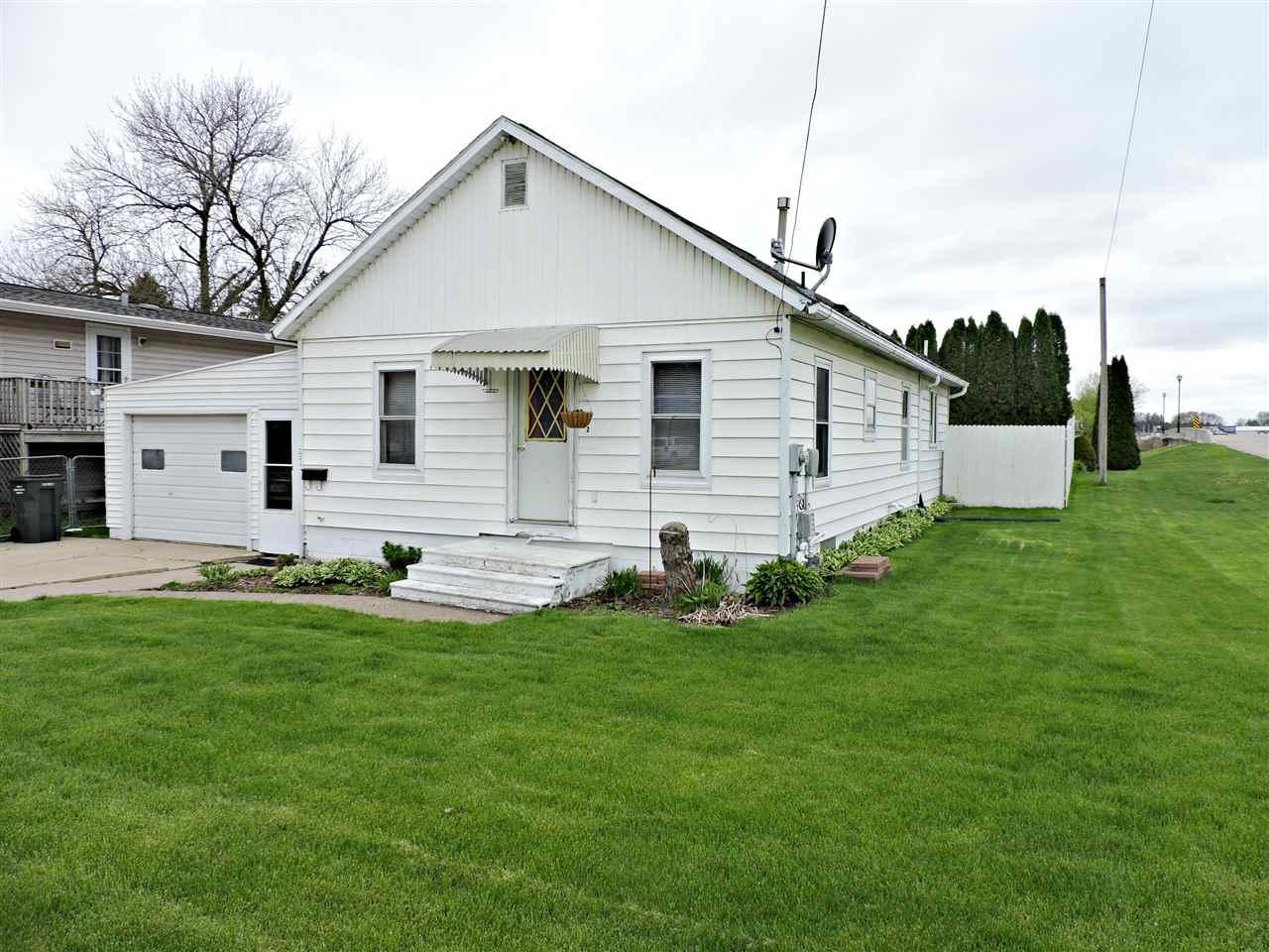 201 Commercial Street - Photo 1