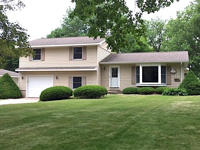 513 Iowa - Photo 1