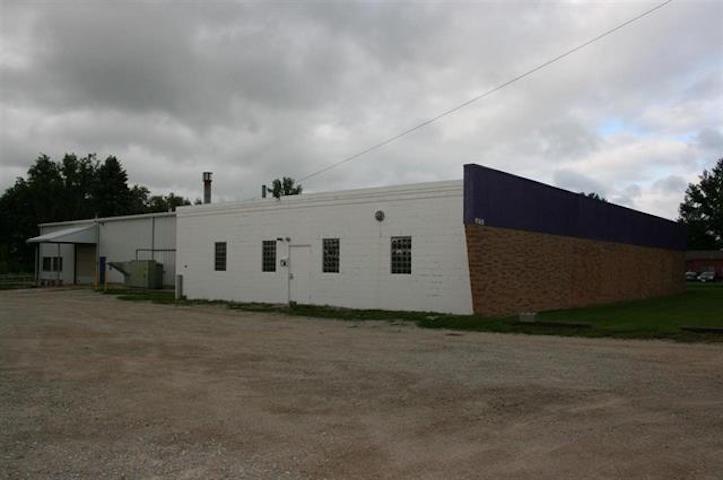 9301 University Avenue - Photo 1