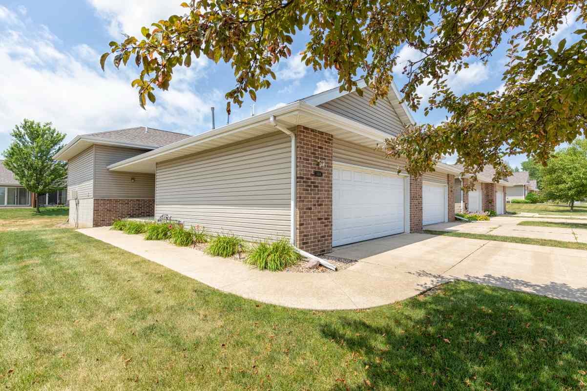 1406 Aspen Drive - Photo 1