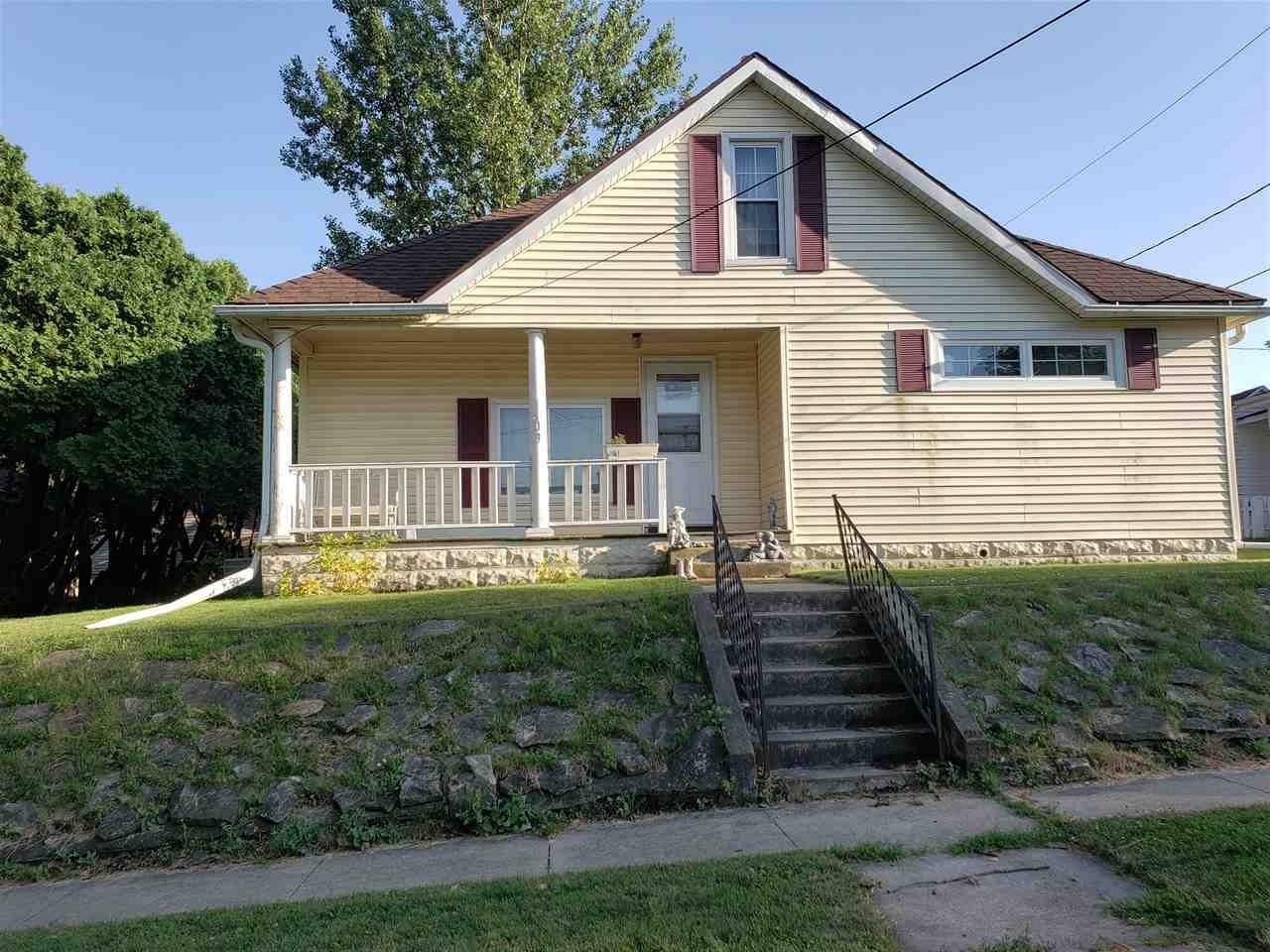 1109 15 Th Avenue - Photo 1