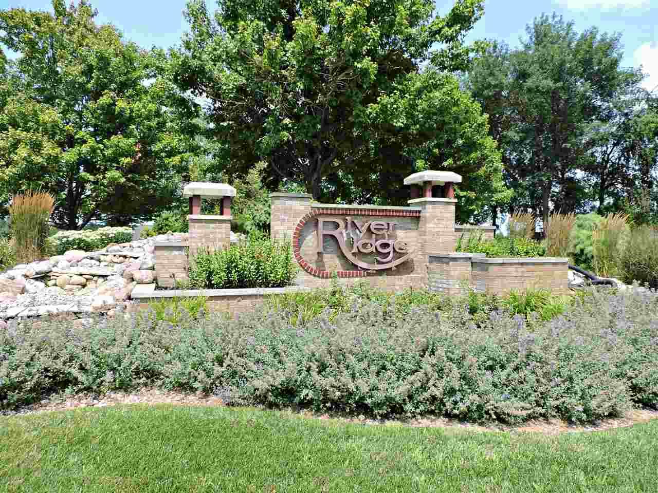1771 Golf Course Boulevard - Photo 1