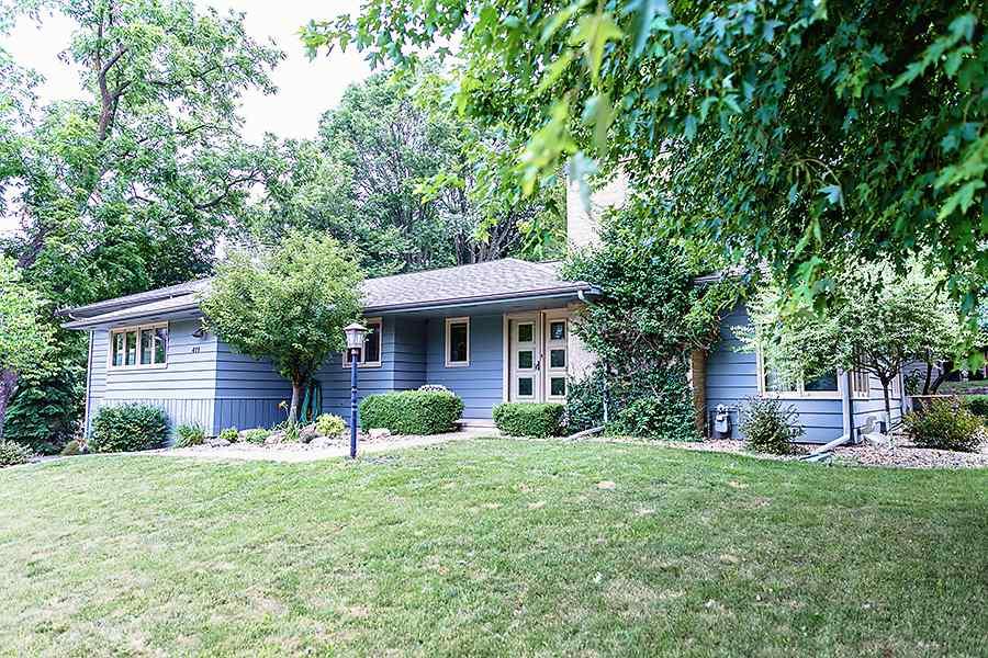 411 3rd Avenue Ne - Photo 1