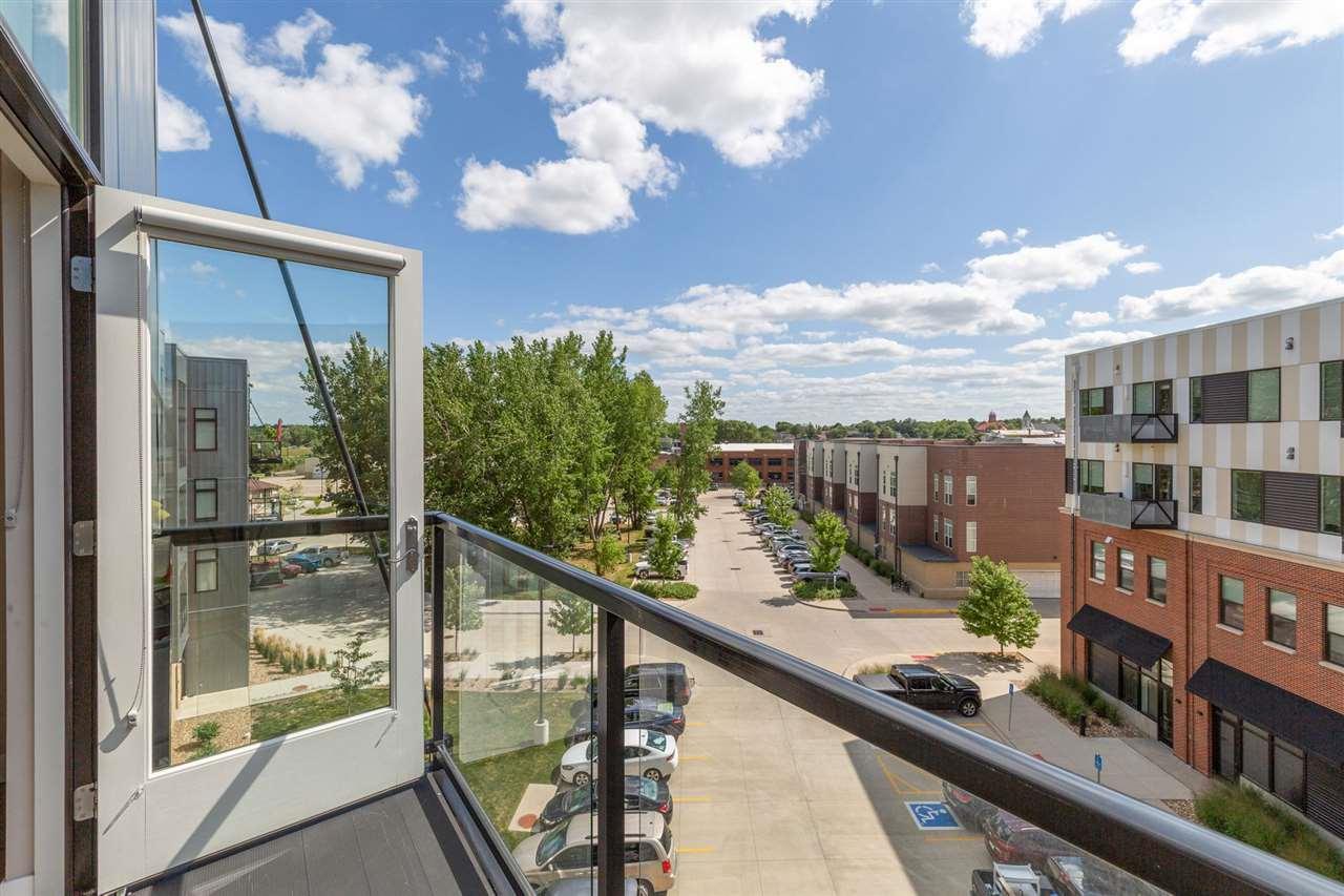 250 State Street - Photo 1