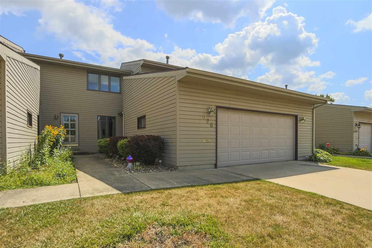 926 Prairie Meadow Court - Photo 1