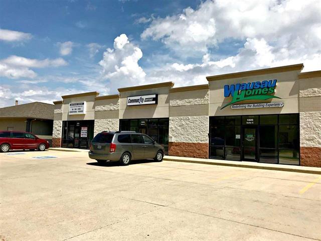1820 Main Street - Photo 1