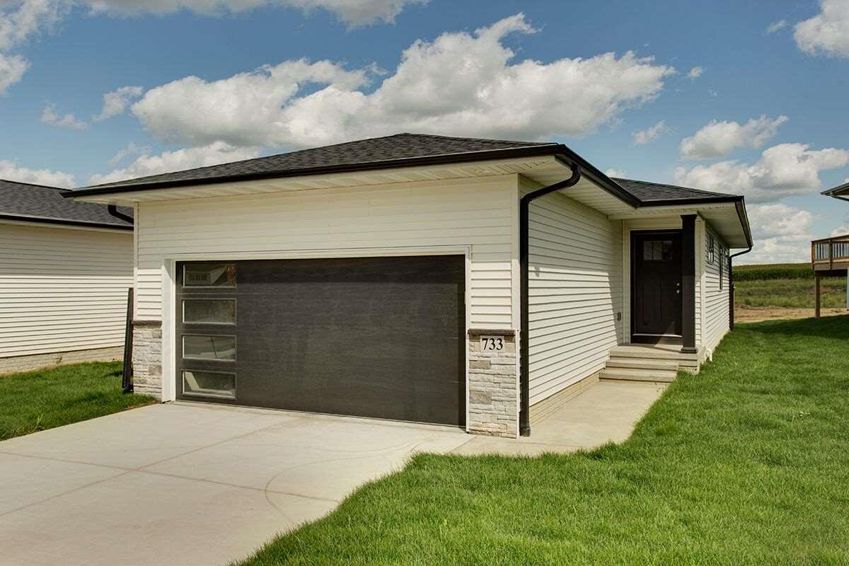 733 Grindstone Circle - Photo 1