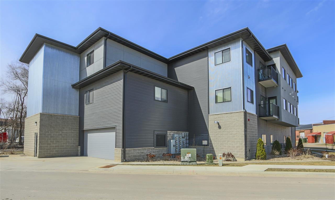 221 5th Street - Photo 1