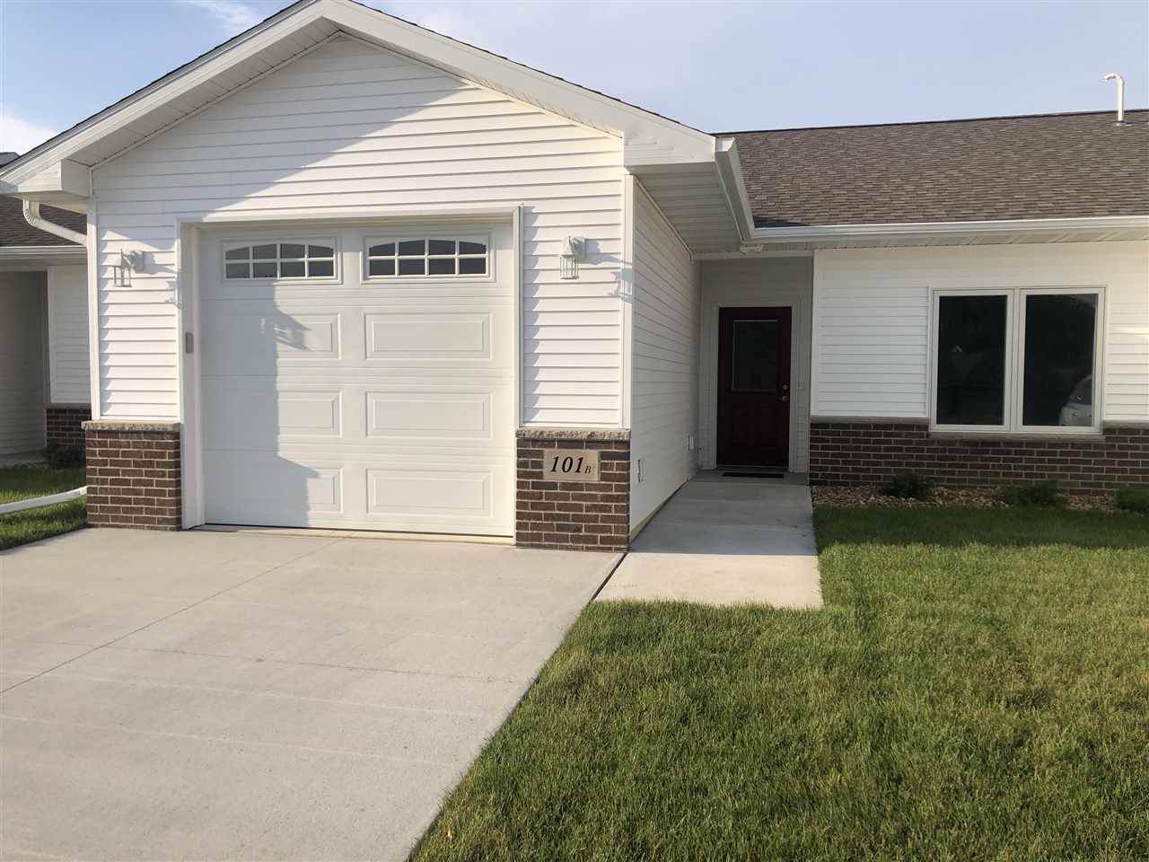 101 Flintstone Drive - Photo 1