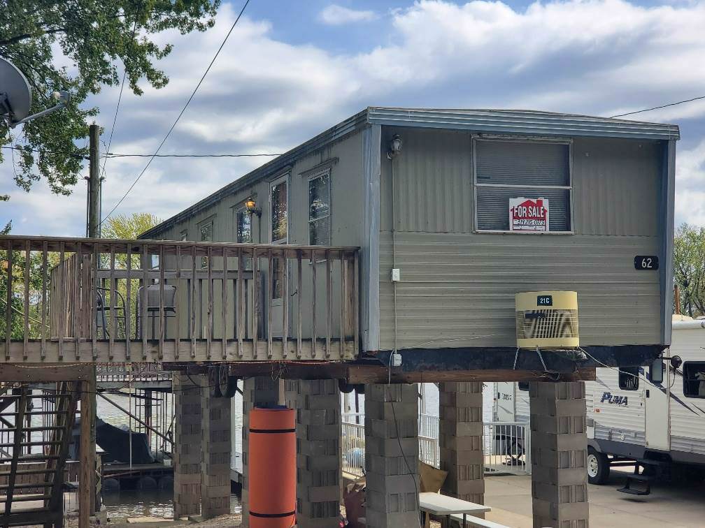 813 Hwy 364 - Photo 1