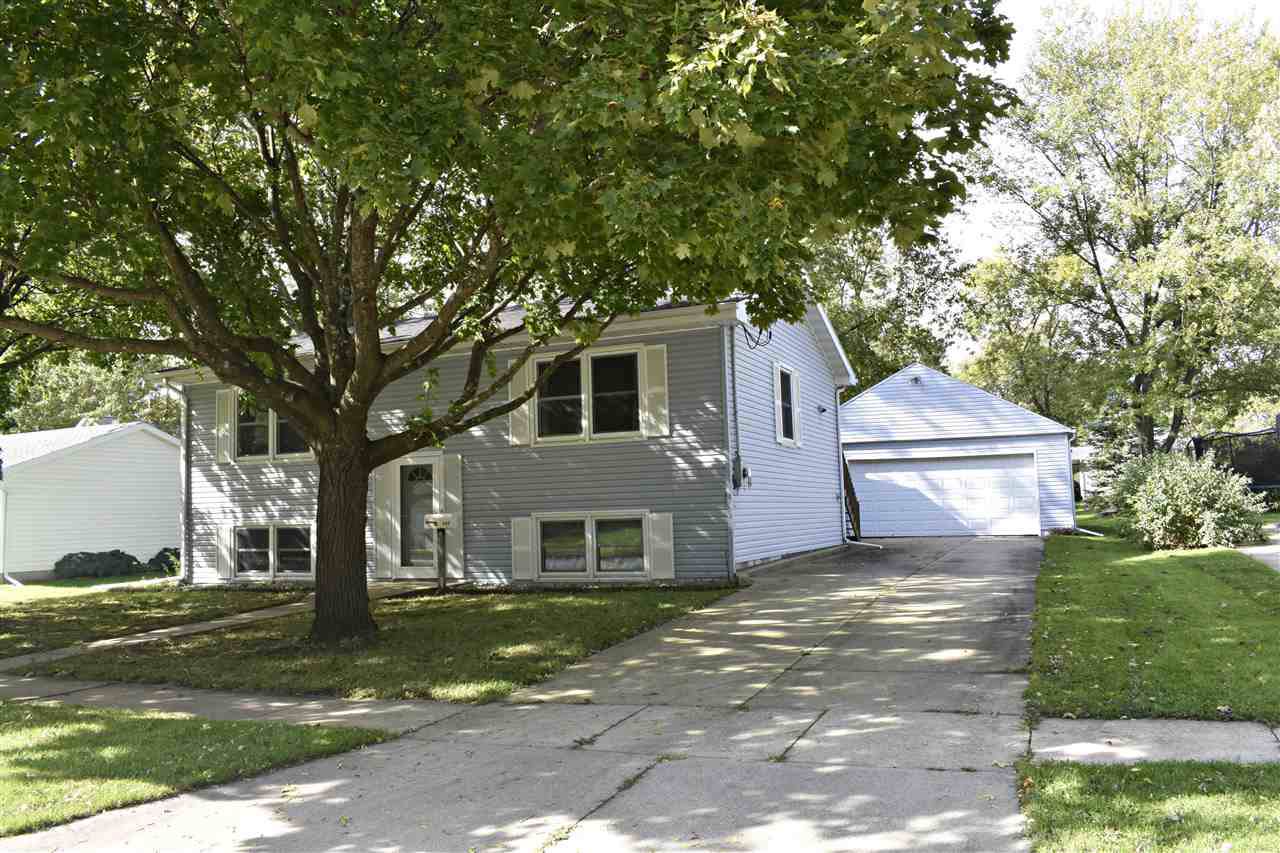 507 7th Ave. N.W. - Photo 1