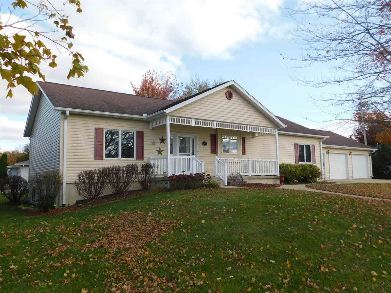 1121 Prospect Street - Photo 1