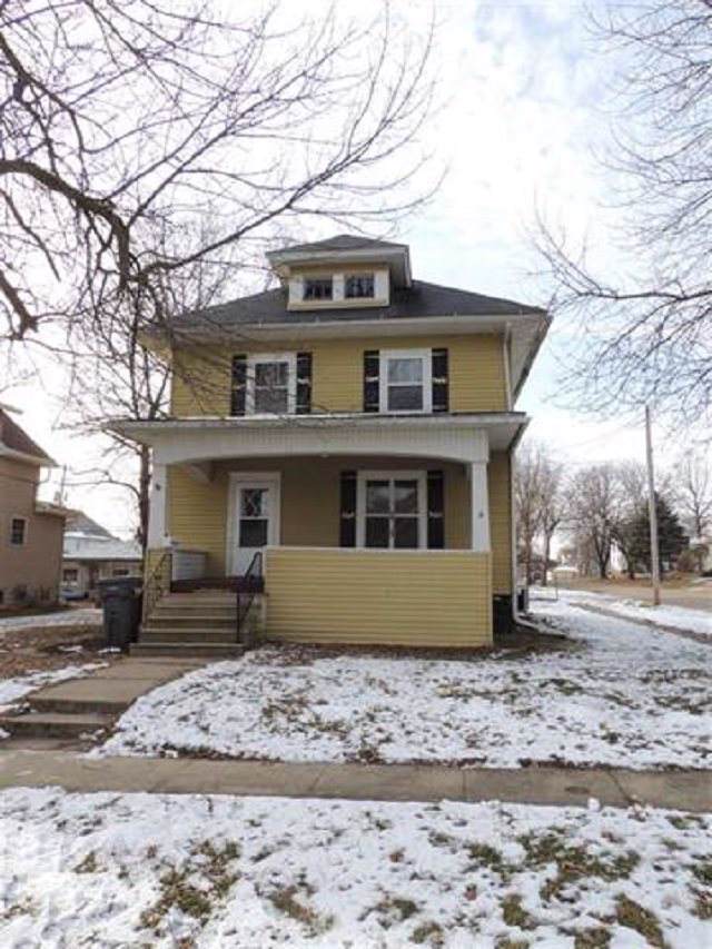 320 2nd Avenue - Photo 1