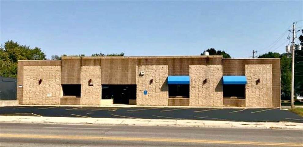 2800 Falls Avenue - Photo 1