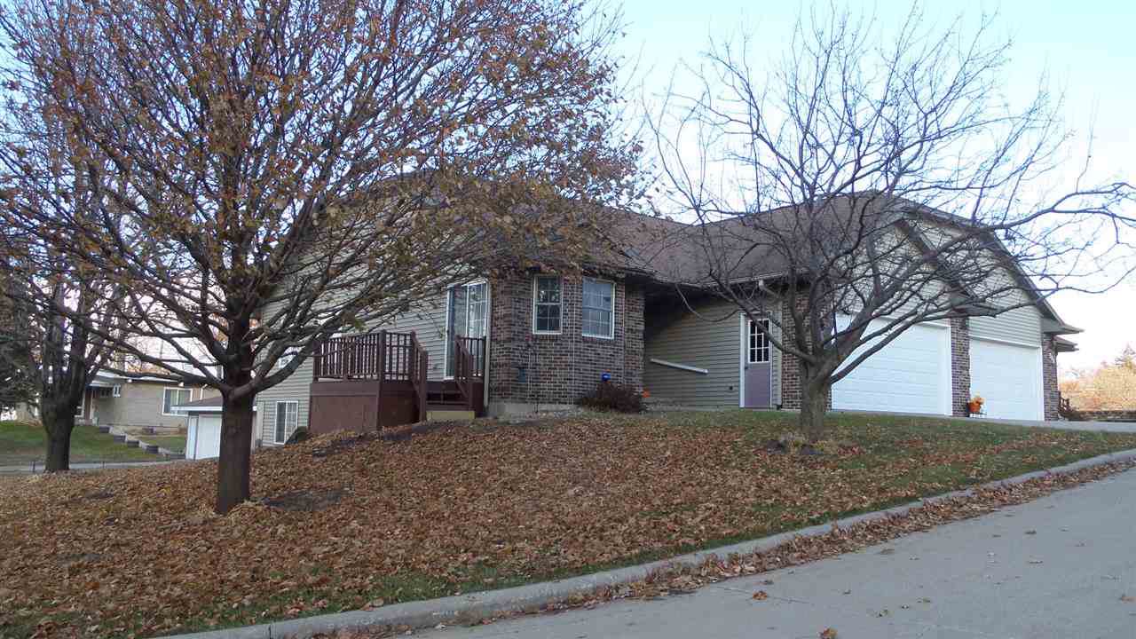 404 Arthur Street - Photo 1