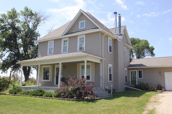 12628 Hammond Avenue - Photo 1
