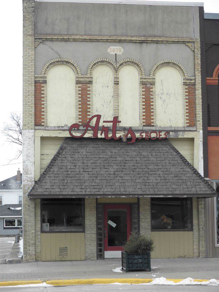 533 Main Street - Photo 1