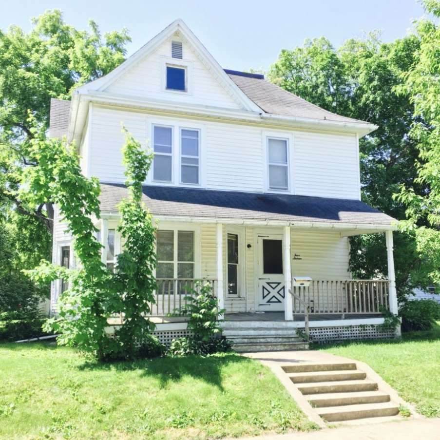 416 4th Street - Photo 1