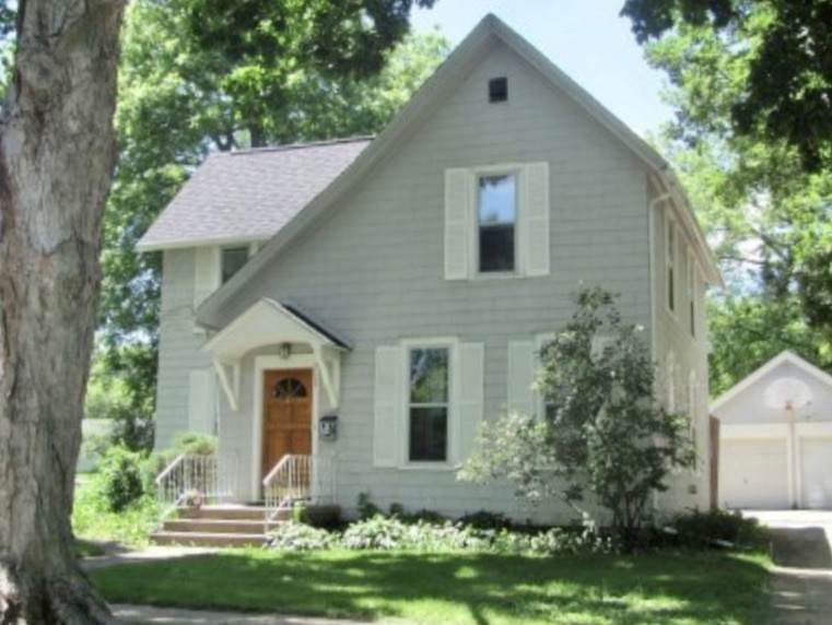 709 Iowa Street - Photo 1