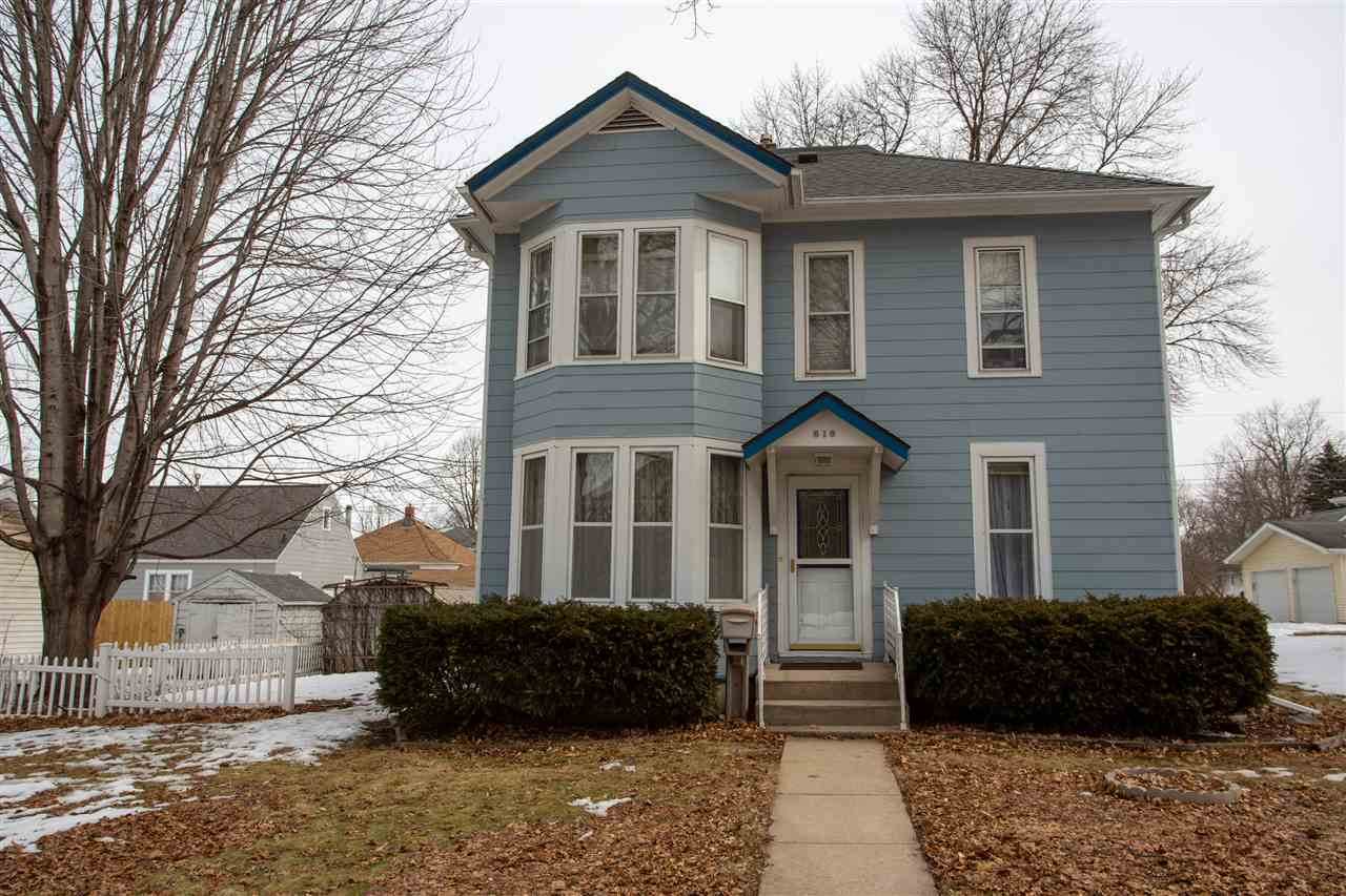 810 Walnut Street - Photo 1