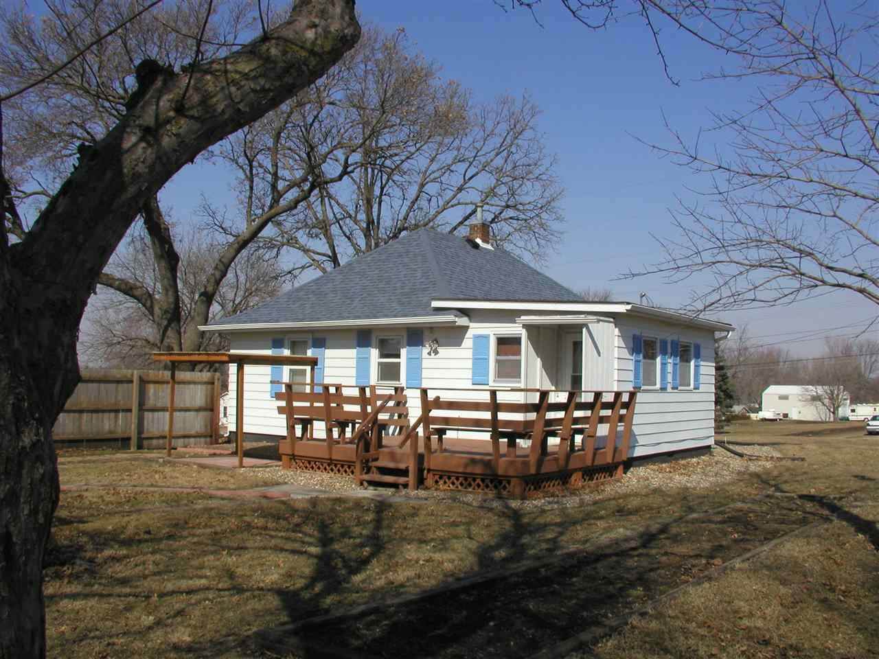 705 12th Street - Photo 1
