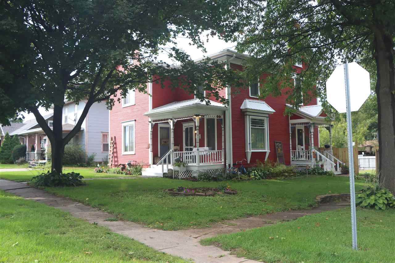 401 Clark Street - Photo 1