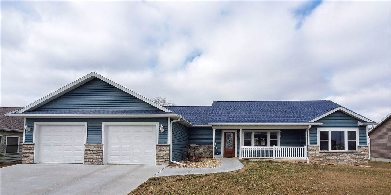 224 Fairview Drive - Photo 1