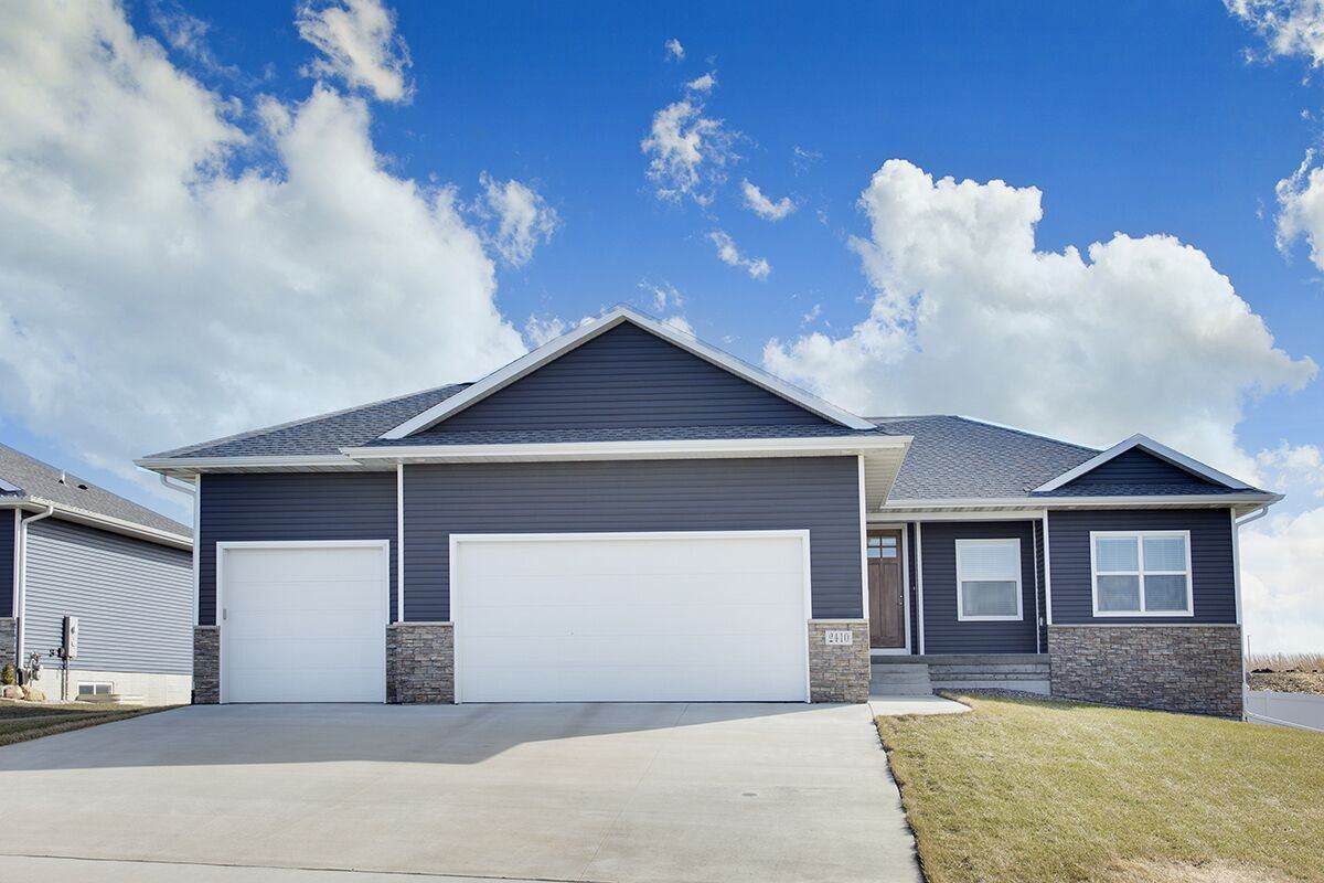 2410 Andy Avenue - Photo 1