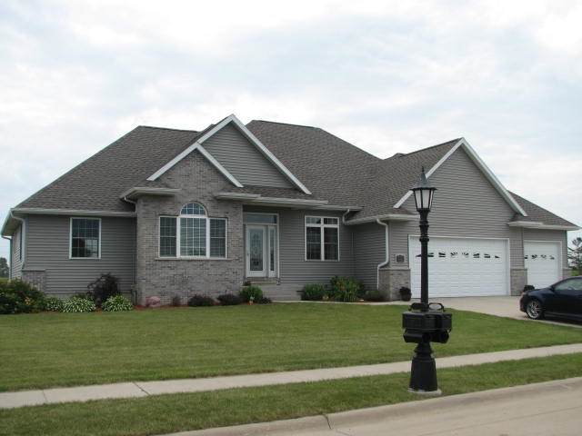703 Pine Drive - Photo 1
