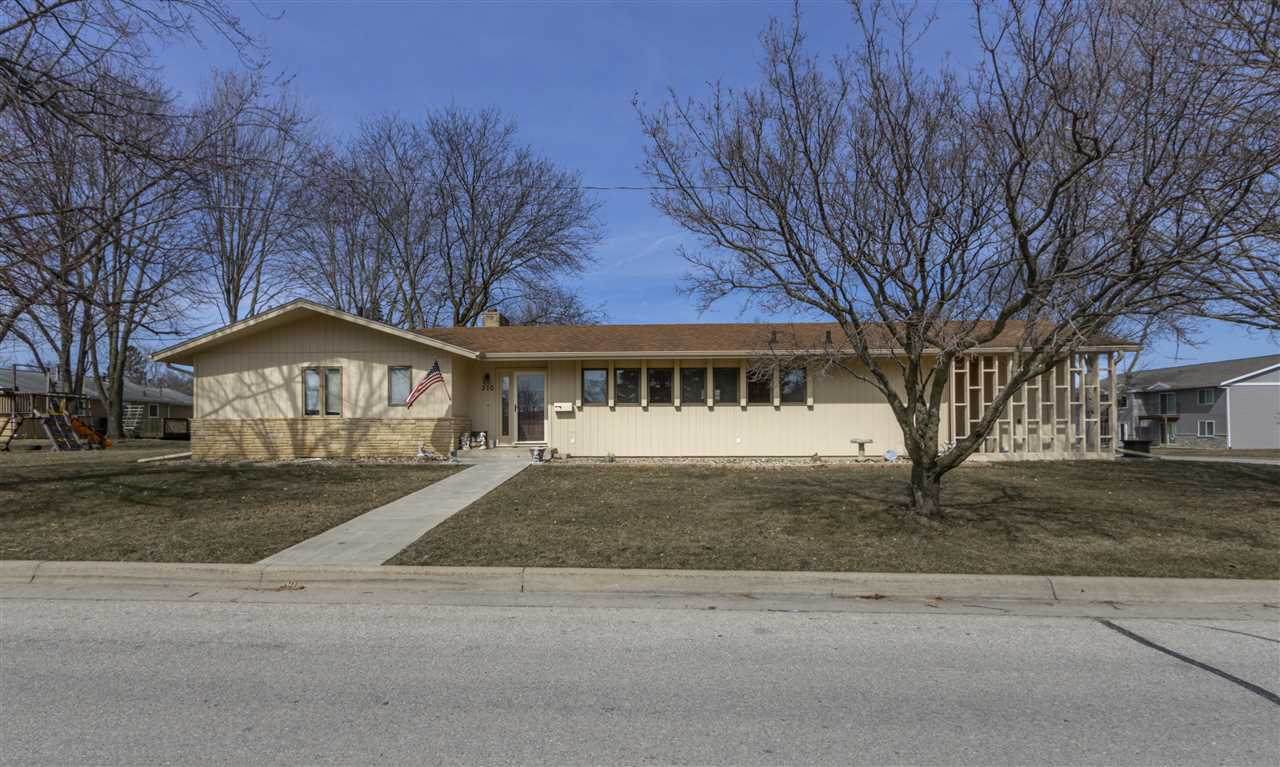 310 Park Lane - Photo 1
