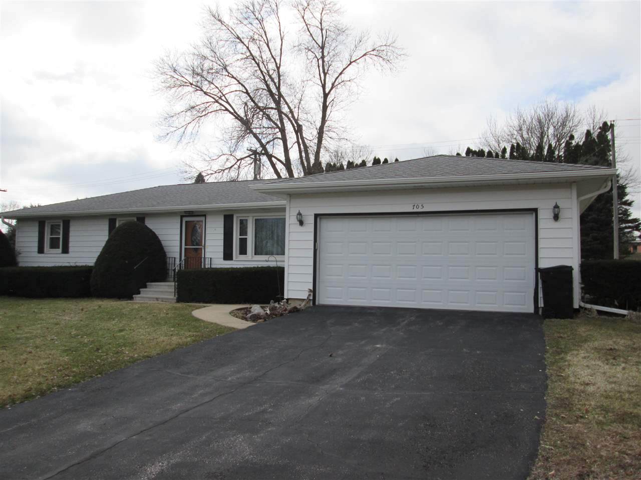 705 Vine Street - Photo 1