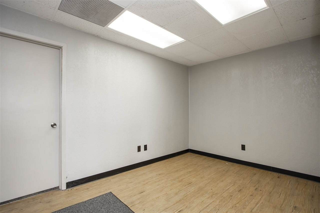 2307 Falls Avenue - Photo 1