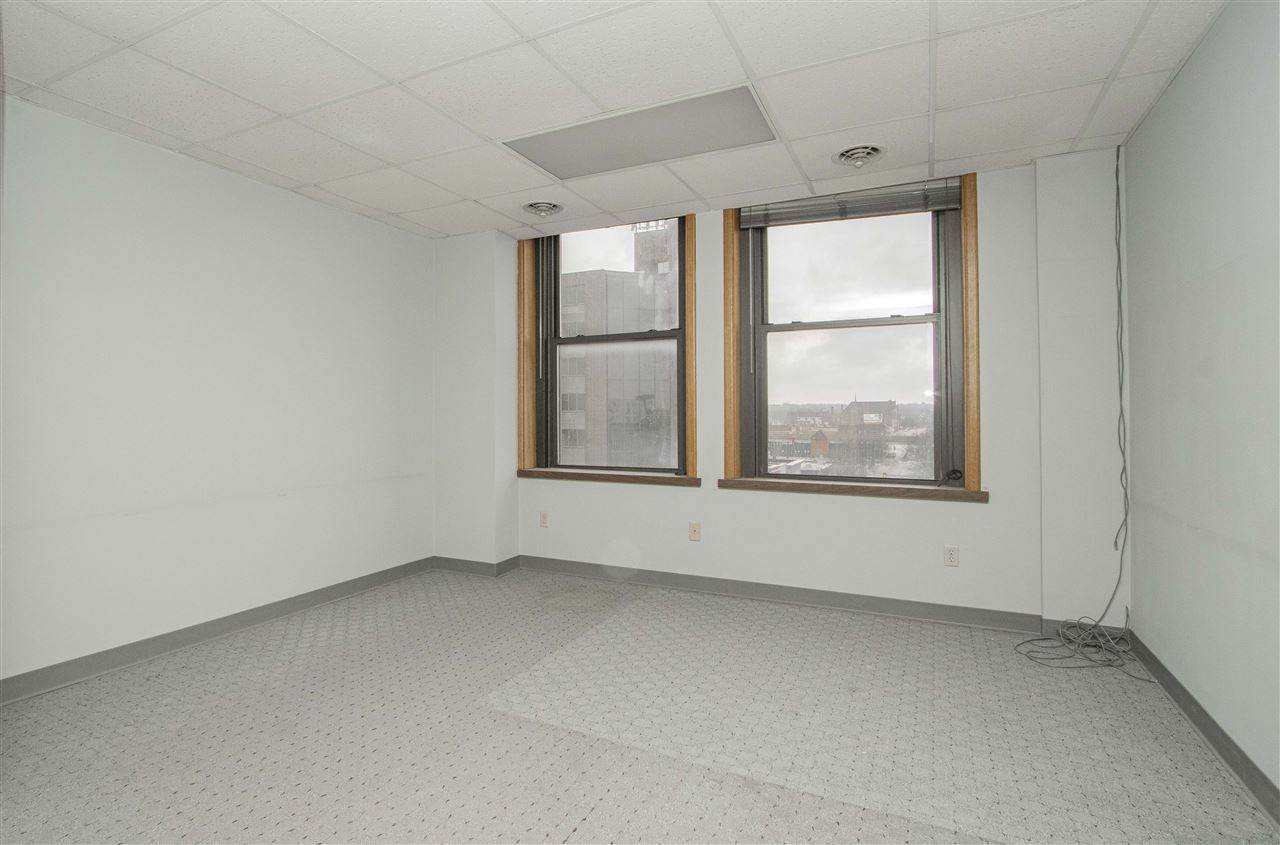 531 Commercial Street - Photo 1 531 Commercial Street - Photo 1