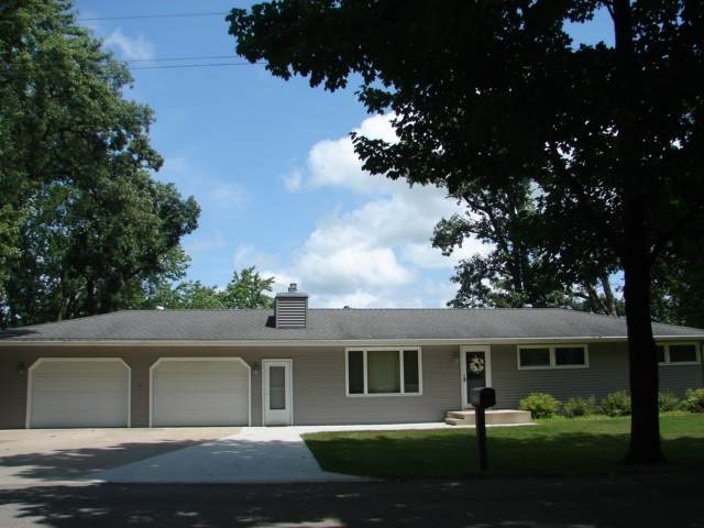 1912 Cedar Crest Lane - Photo 1