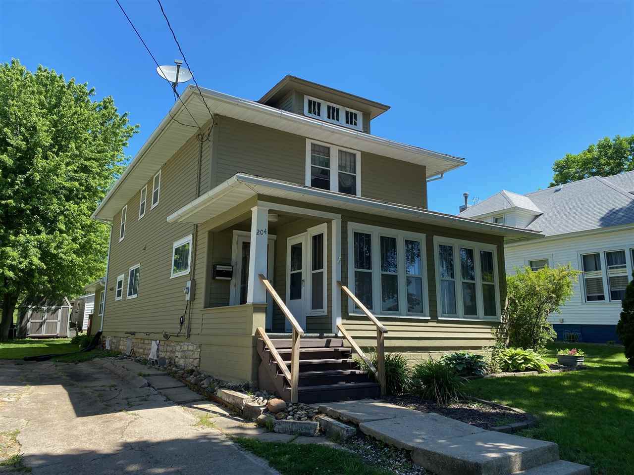 204 Elm Street - Photo 1