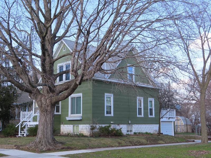 1603 Washington - Photo 1