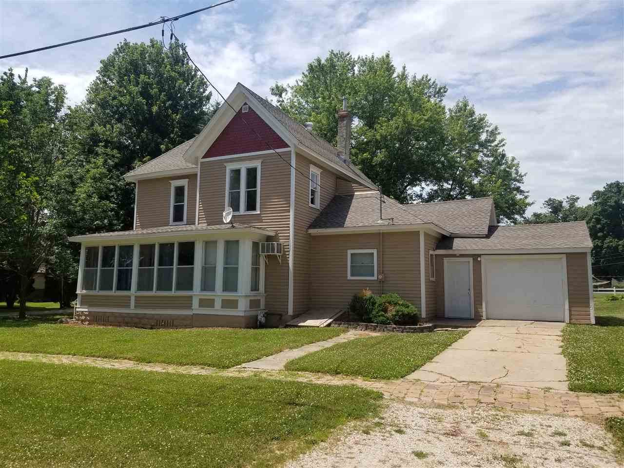 302 Woodbridge Street - Photo 1