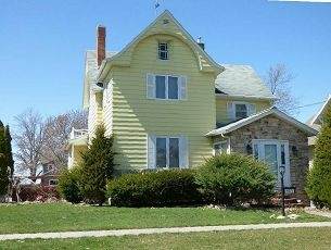 407 Tilford Street - Photo 1