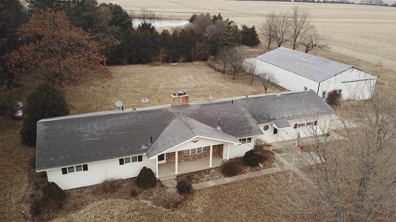 9831 Hammond Avenue - Photo 1