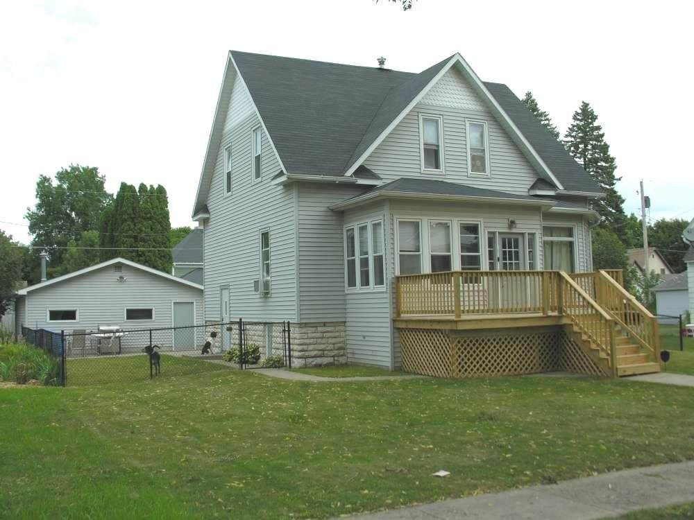 609 Walnut Street - Photo 1
