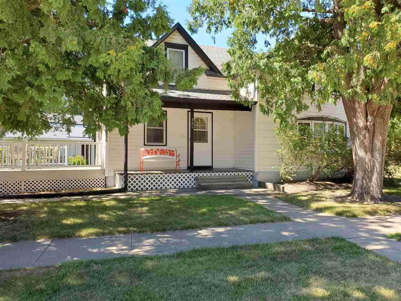 406 Vernon Road - Photo 1
