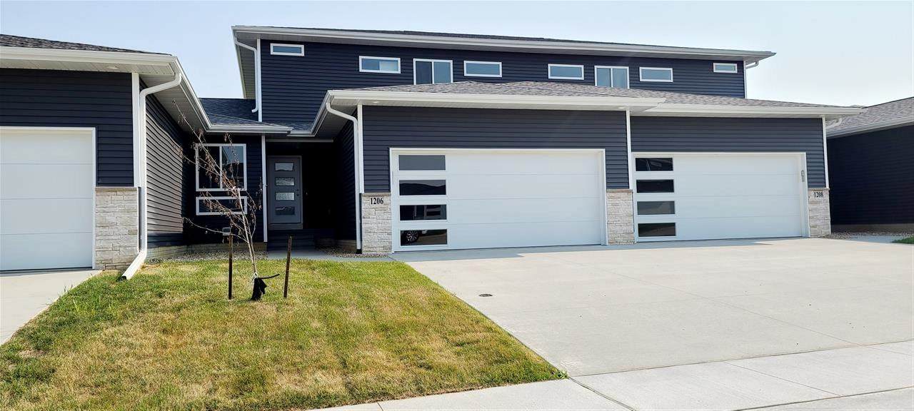 1206 Loren Drive - Photo 1