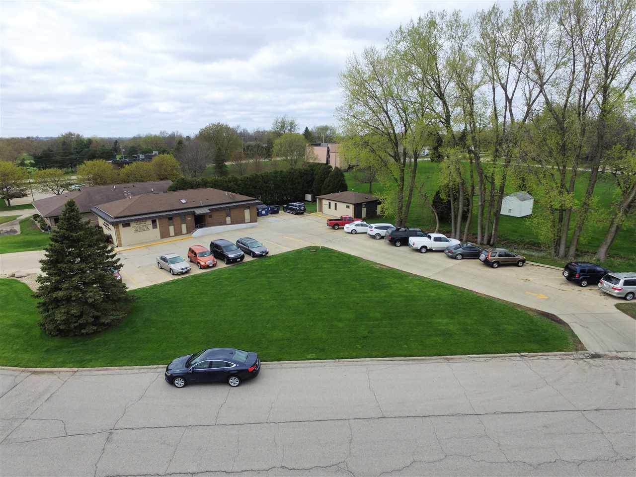 968-974 Home Plaza - Photo 1