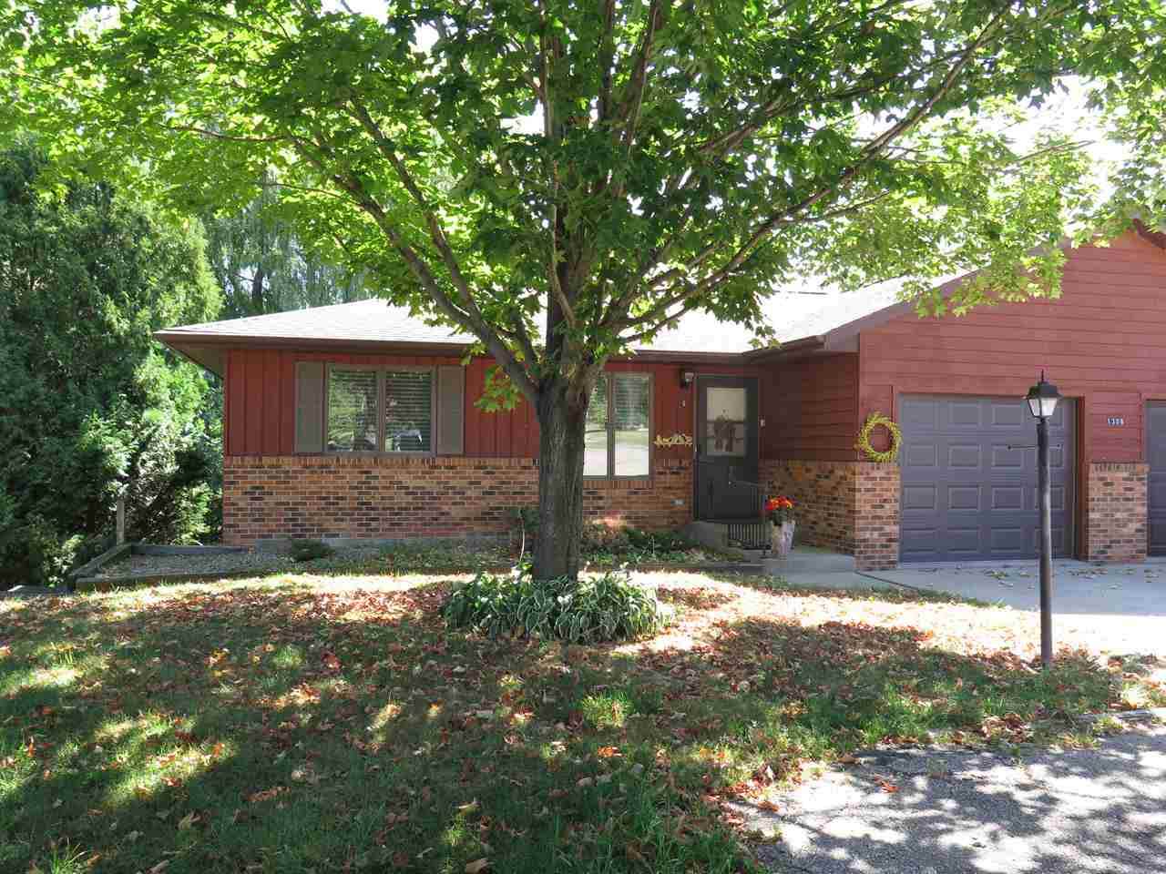 1308 Laurel Drive - Photo 1