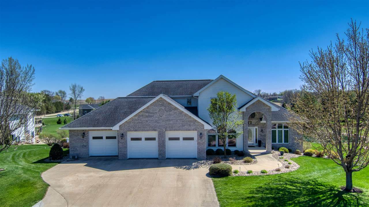110 Timmerman Drive - Photo 1