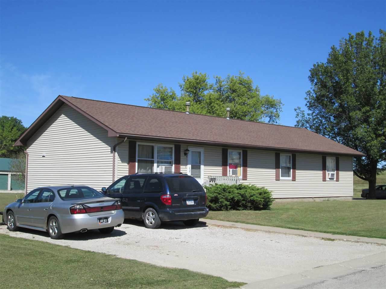707 Western Avenue - Photo 1