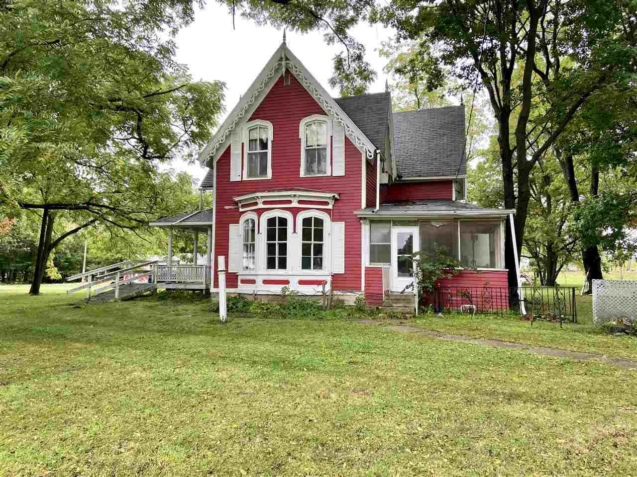 120 Everitt - Photo 1